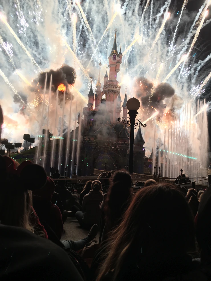 6b5ce0 4743a4ef90bc4886a20f61fa568ce959mv2 d 3024 4032 s 4 2 1